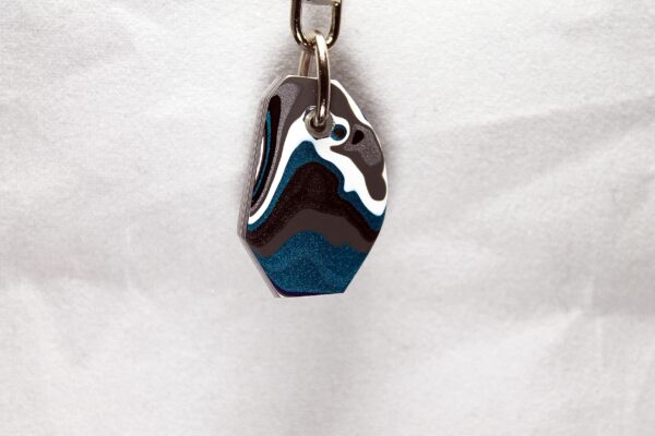 Fordite Keychain - 30.29mm x 19.18mm x 6mm          (2172)