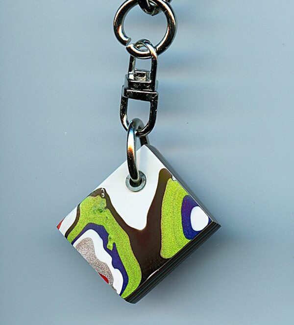 Fordite Keychain - 23.92mm x 21.55mm x 5.67mm          (2654) - Image 2