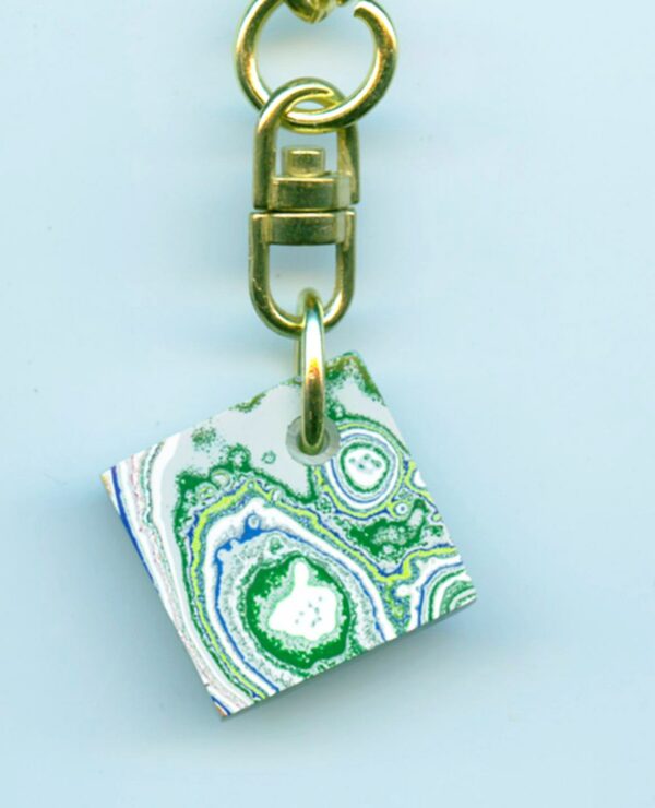 Fordite Keychain - Premium Fordite - 21.83mm x 21.21mm x 4.62mm          (2870)
