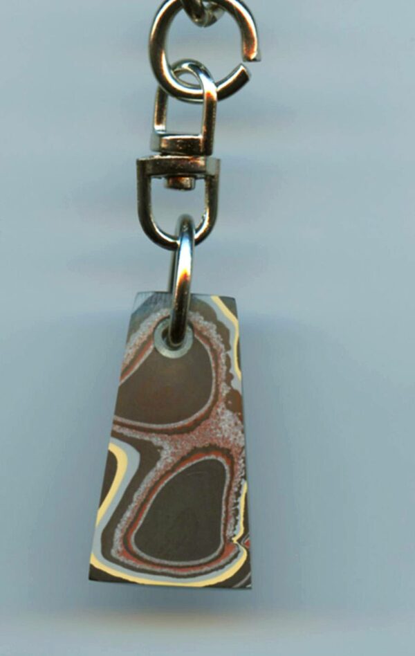 Fordite Keychain - Military Fordite - 29.52mm x 14.68mm x 10.09mm          (2976)