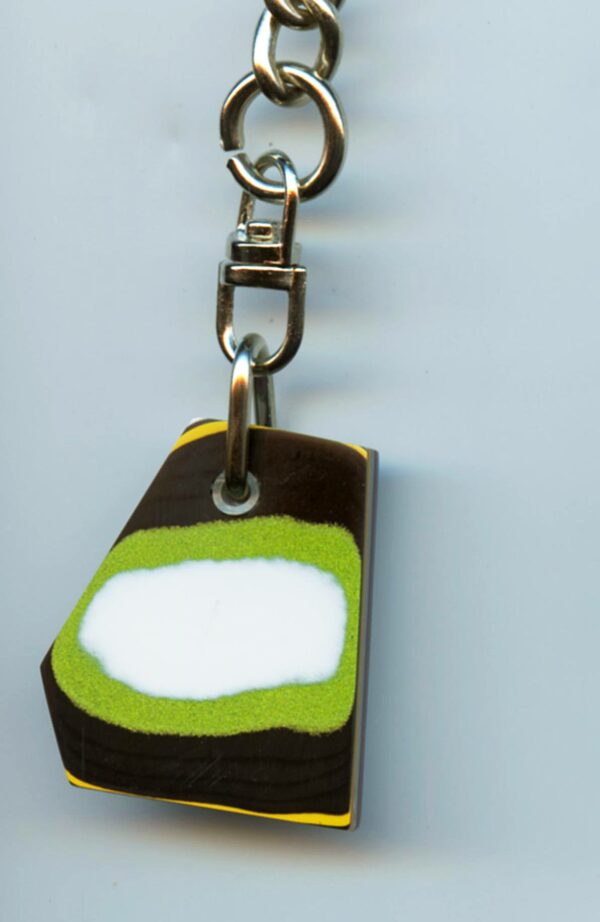 Fordite Keychain - 32.51mm x 26.9mm x 3.51mm          (2999) - Image 2