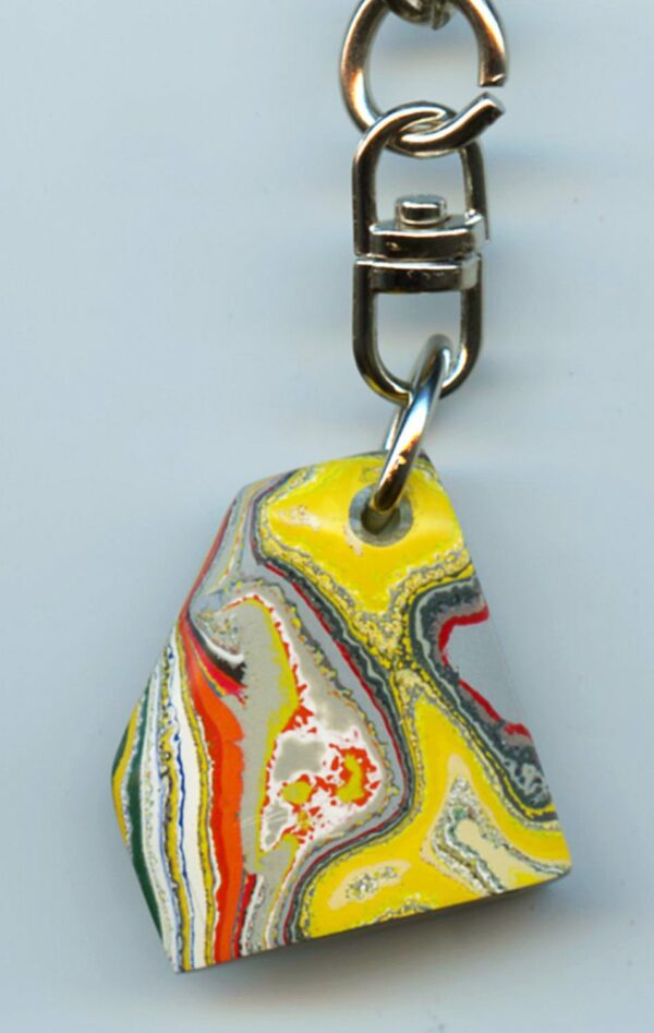 Fordite Keychain - From Late 70's to Mid 80's - 28.47mm x 24.38mm x 9.17mm          (3073) - Image 2