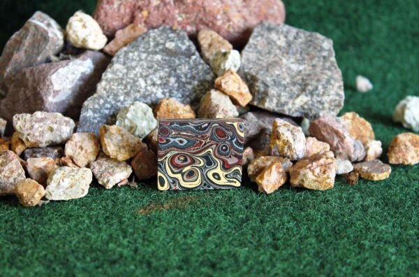 Finished Piece of Fordite -  Military Fordite - 32.93mm x 27.34mm x 7.1mm          (3084) - Image 2